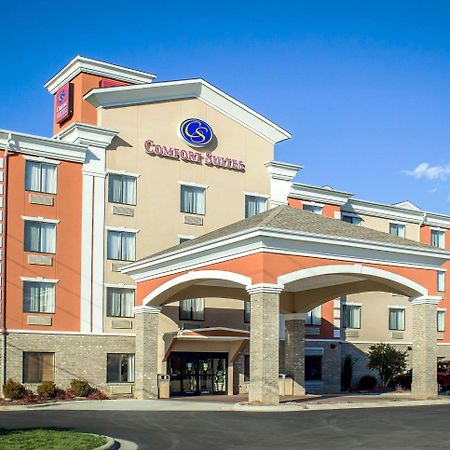 Comfort Suites Sanford Exterior photo
